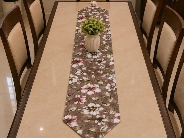 Printed Jacquard Dining Runner